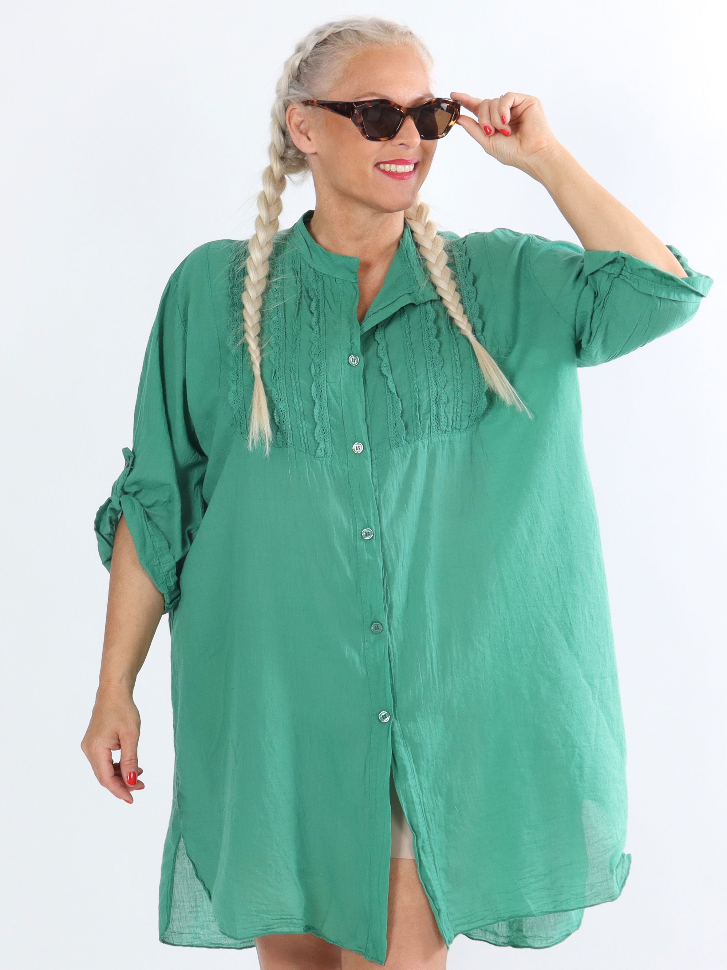 Sebina - Skjortklänning med broderi på bröstet